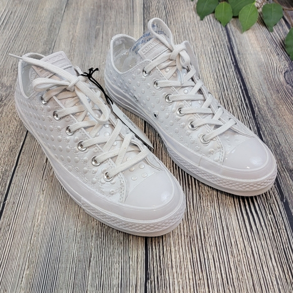 Converse Shoes - Converse NWT Blank Canvas NY Candy Dots Low Chuck Taylor Shoes